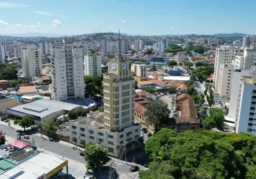 Fotografia da vista da cidade de Taubaté/SP