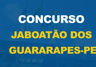 Fachada da sede da prefeitura de Jaboatão dos Guararapes com bandeiras hasteadas
