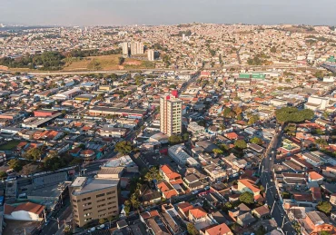 Fotografia da vista da cidade de Itapevi/SP